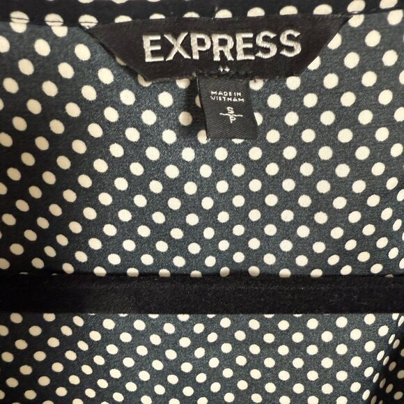 Express Short Sleeve V-neck Polka Dot Black & White Tunic Size Small - Picture 4 of 8